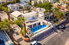 וילה קטלינה 33