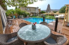 החולה האוס 18