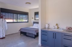 וילה בראשית 18