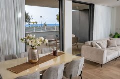 מיקונוס על הים 11