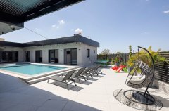 וילה לארא 17