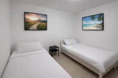 היערה הלבנה 12