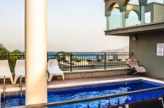 וילה הבית הלבן 64