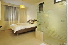 לאב וילה VIP 52