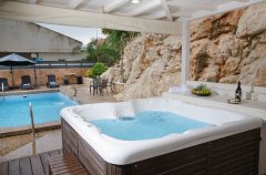 וילה פמיליה 9