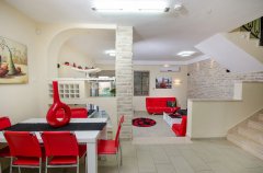 וילה פמיליה 64