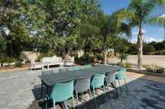 אחוזת אדל 16