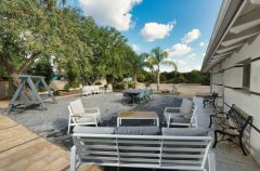 אחוזת אדל 13