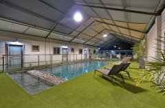 אחוזת אדל 57