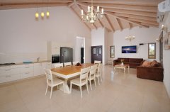 וילה מור ותכלת 19