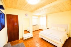 אחוזת דלרוסה 4