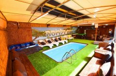 אחוזת דלרוסה 27