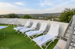 אחוזה על המים 1