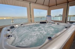 וילה מאיורי בוטיק 48