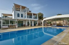 וילה אלסוס בוטיק 43