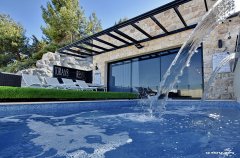 טורנס ריזורט 10