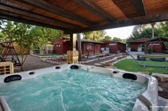 מתחם מובחר בכפר 12