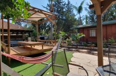 מתחם מובחר בכפר 10