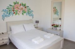 אחוזת הפרחים בכנרת 50