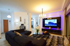 וילה סיזר גרדן 70