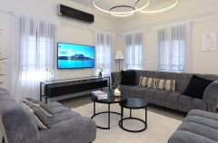 וילה לארבל 8