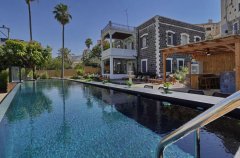 אואזיס פאלאס 26