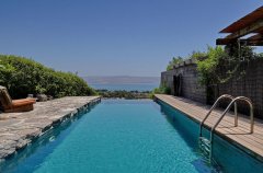 וילה אסנסיה 18