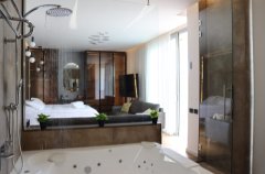 וילה רויאל הום 10